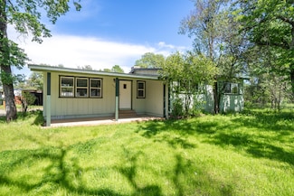 1430 Oakdale Ln, Redding, CA 96002