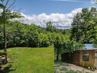 318 Page Ln, Murphy, NC 28906