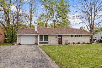 5869 Meadowlark Dr, Indianapolis, IN 46226