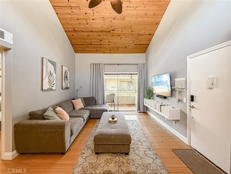 18802 Mandan St Unit 908, Canyon Country, CA 91351