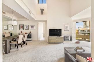 2131 Century Park Ln Unit 402, Los Angeles, CA 90067