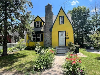 747 Hanover St, Manchester, NH 03104
