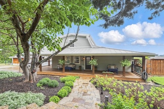 4009 Seminole Trail, Granbury, TX 76048