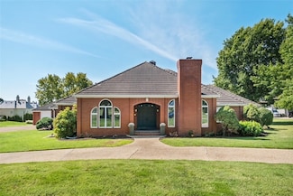 8 W Pinnacle Dr, Rogers, AR 72758