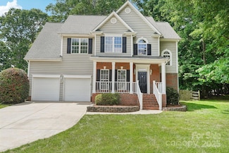 15108 Castlebridge Ln, Matthews, NC 28104