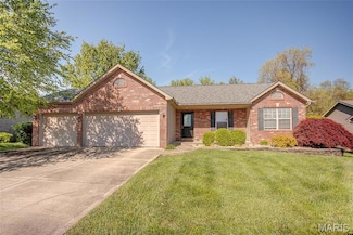 2527 Gecko Dr, Maryville, IL 62062