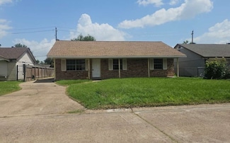 4739 Sandydale Ln, Houston, TX 77039
