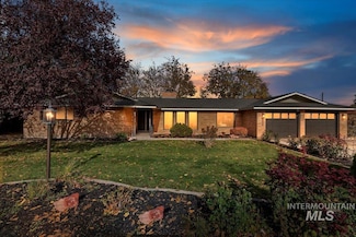 204 Hilldrop St, Caldwell, ID 83605