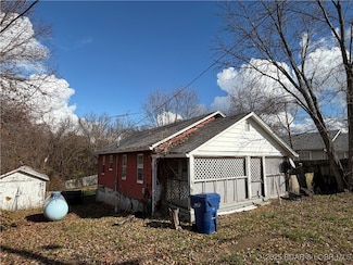 54 Wilkerson Ave, Camdenton, MO 65020