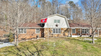 445 N Holston River Dr, Kingsport, TN 37660