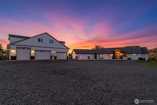 5060 Basin View Dr, Rock Island, WA 98850