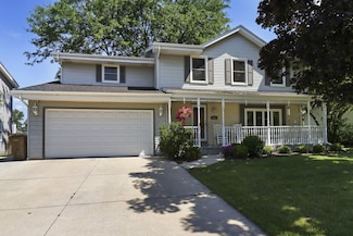 5926 83rd St, Kenosha, WI 53142