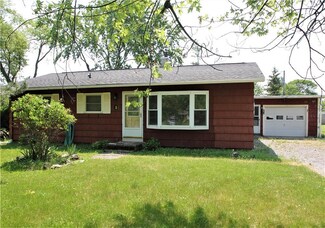9 Christy Pkwy, Honeoye Falls, NY 14472