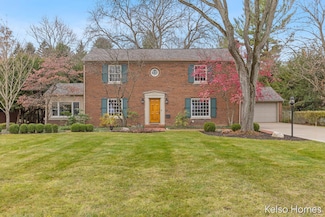 635 N Linden St, Marshall, MI 49068