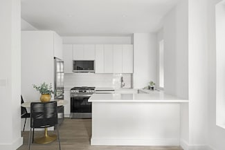 411 Manhattan Ave Unit 4, New York, NY 10026