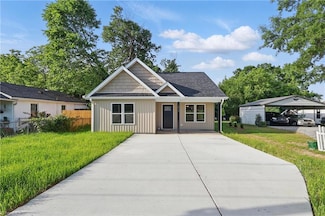 1412 R C Baldwin Ave, High Point, NC 27260