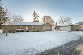 154 E 5th St, Saint Charles, MN 55972