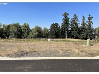 1577 NW Jackson St Unit 103, McMinnville, OR 97128