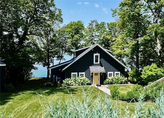 2699 E Lake Rd, Skaneateles, NY 13152
