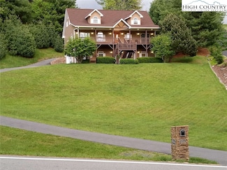 2179 Sorrento Dr, Boone, NC 28607