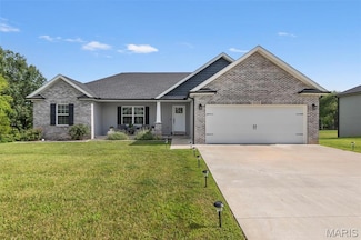 835 Lochinvar Ln, Cape Girardeau, MO 63701