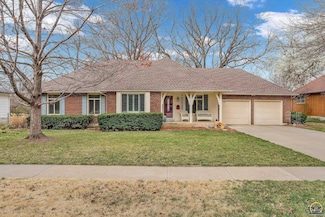 3215 SW MacVicar Ave, Topeka, KS 66611
