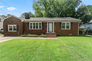 155 Church St, Poquoson, VA 23662