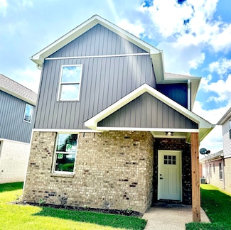 5545 Shipp Rd, Millington, TN 38053