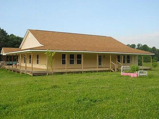 6624 Indiana 42, Poland, IN 47868
