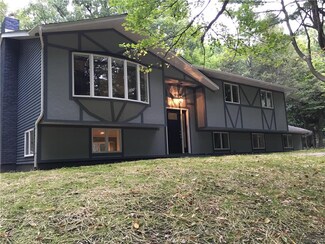207 Robins Ct, Saylorsburg, PA 18353