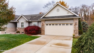 293 Vansickle Dr Unit 18, Charlotte, MI 48813