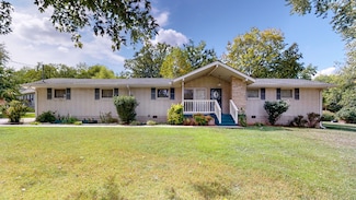 167 Lakeside Park Dr, Hendersonville, TN 37075