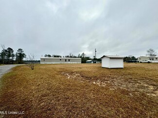 13008 Fox Run Dr, Vancleave, MS 39565