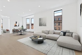 396 7th Ave Unit 4R, New York City, NY 11215