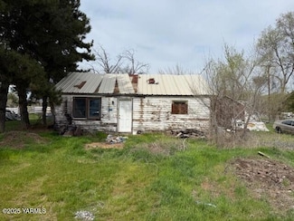 191 N Mitchell Dr, Yakima, WA 98908