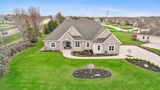 19940 Bradon Trail W, Brookfield, WI 53045