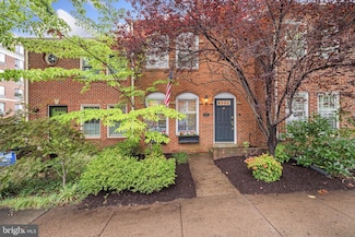 419 S Columbus St, Alexandria, VA 22314
