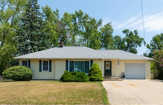 1940 Hudson St, Muskegon, MI 49441
