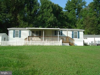 28 Squaw Cir, Barto, PA 19504
