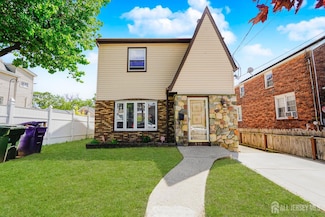 371 Alpine St Unit 373, Perth Amboy, NJ 08861