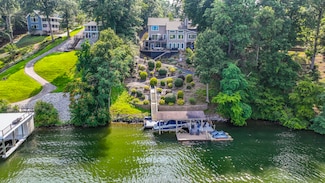 800 Long Island Dr, Moneta, VA 24121