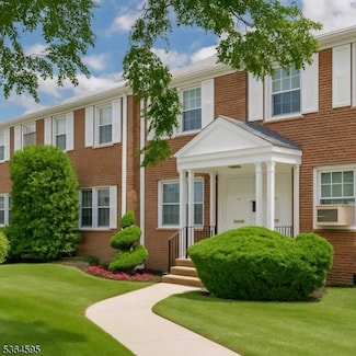 132B Boyden Ave Unit C132B, Maplewood, NJ 07040