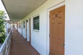 6015 19th St N Unit 311, Saint Petersburg, FL 33714