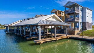 2121 Nelson Ave, Port Bolivar, TX 77650