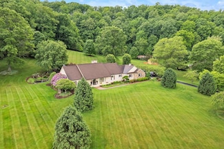160 Fairway Dr, Abingdon, VA 24211