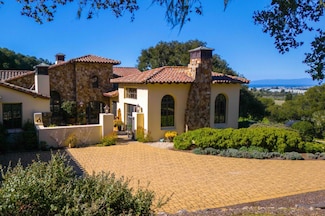 7595 Paseo Vista, Monterey, CA 93940