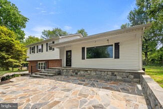 9851 Flint Rock Rd, Manassas, VA 20112
