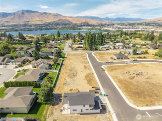 116 Chadwick (Lot 8) St NW, East Wenatchee, WA 98802