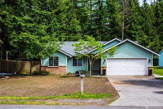 3051 Green Valley Dr, Maple Falls, WA 98266