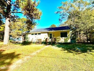 1409 Stroud Ave, Kinston, NC 28501